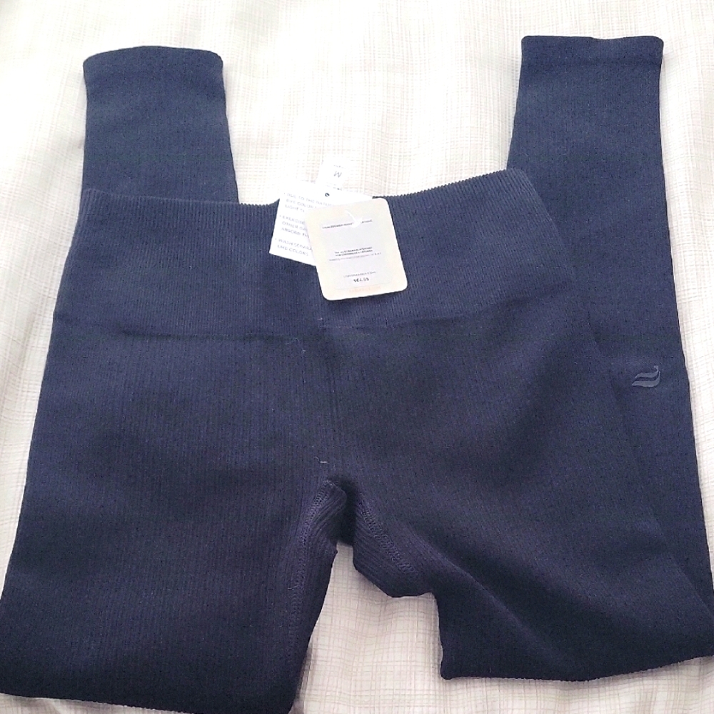 Fabletics Black Ribbed Leggings NWT